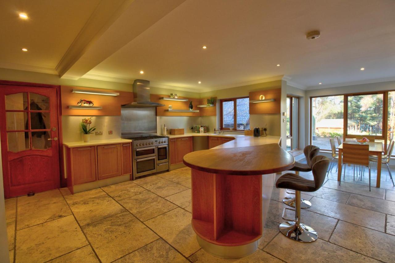 Birchwood House Self-Catering Accommodation Инвернес Екстериор снимка